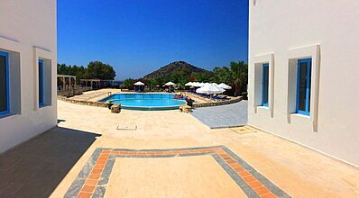 Ladonia Hotels Zemda Gümüşlük Havuz / Deniz