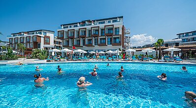 Liberty Fabay Otel Fethiye Havuz / Deniz