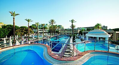 Limak Atlantis De Luxe Hotel & Resort Havuz / Deniz