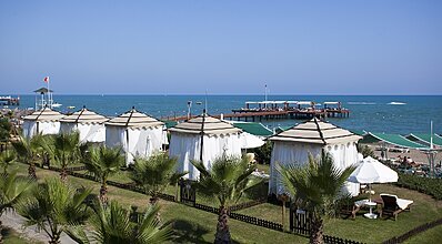 Limak Atlantis De Luxe Hotel & Resort Havuz / Deniz
