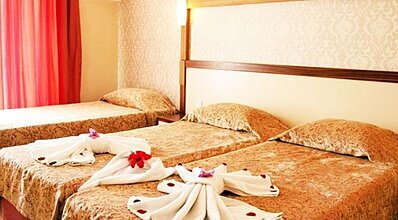 Lims Bona Dea Beach Hotel Oda