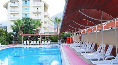 Lims Bona Dea Beach Hotel Havuz / Deniz