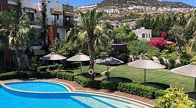 Liona Hotel Havuz / Deniz