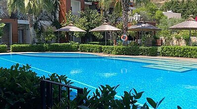 Liona Hotel Havuz / Deniz