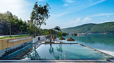 Lujo Hotel Bodrum Havuz / Deniz