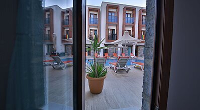 Majeste Hotel Bodrum Havuz / Deniz