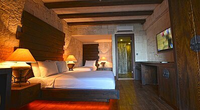 Manaspark Deluxe Hotel Oda