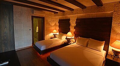 Manaspark Deluxe Hotel Oda