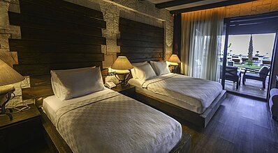 Manaspark Deluxe Hotel Oda