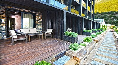 Manaspark Deluxe Hotel Oda