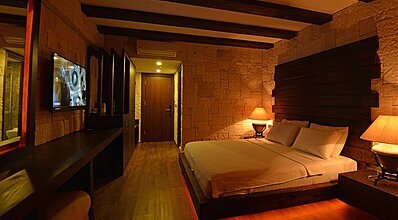 Manaspark Deluxe Hotel Oda