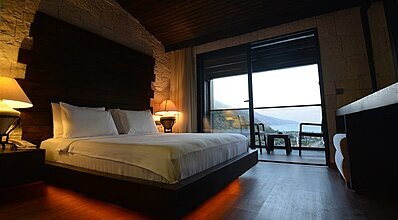 Manaspark Deluxe Hotel Oda