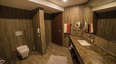 Manaspark Deluxe Hotel Oda