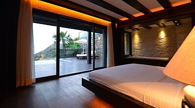 Manaspark Deluxe Hotel Oda