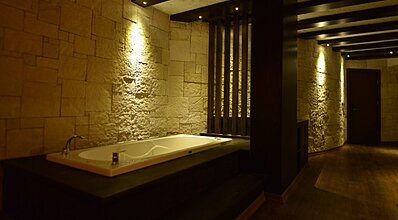Manaspark Deluxe Hotel Oda
