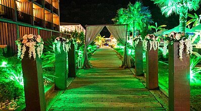 Manaspark Deluxe Hotel Genel Görünüm