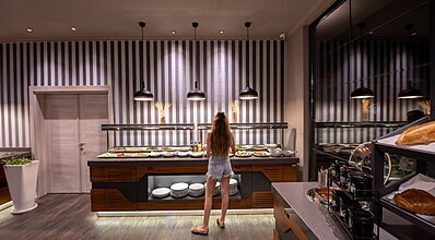 Mendos Garden Exclusive Yeme / İçme