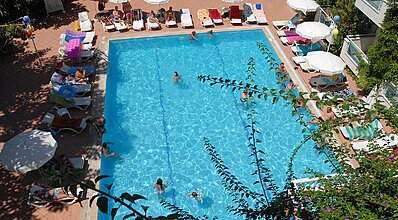 Merhaba Hotel Havuz / Deniz