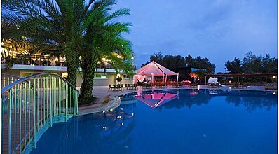 Meridia Beach Hotel Havuz / Deniz