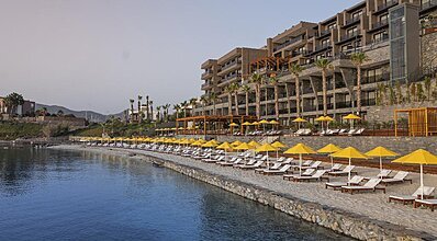 Mgallery The Bodrum Hotel Yalıkavak Havuz / Deniz
