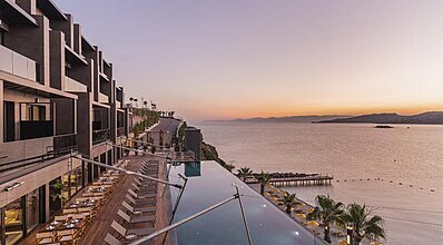 Mgallery The Bodrum Hotel Yalıkavak Havuz / Deniz