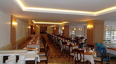 Monachus Hotel & Spa Yeme / İçme