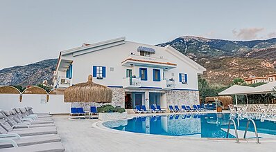 Monta Verde Hotel Havuz / Deniz