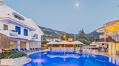 Monta Verde Hotel Havuz / Deniz