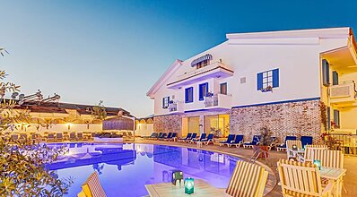 Monta Verde Hotel Havuz / Deniz