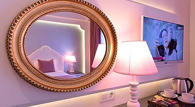 Montebello Deluxe Oda