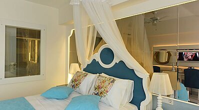 Montebello Deluxe Oda