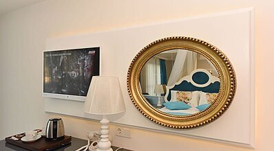 Montebello Deluxe Oda