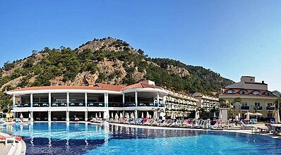 Montebello Resort Havuz / Deniz