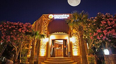 Moonshine Hotel & Suites Genel Görünüm