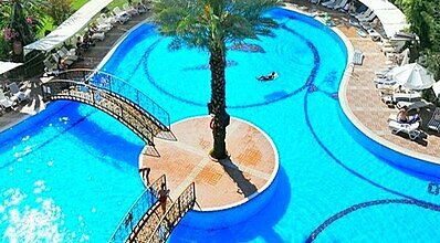 Nova Park Hotel Havuz / Deniz