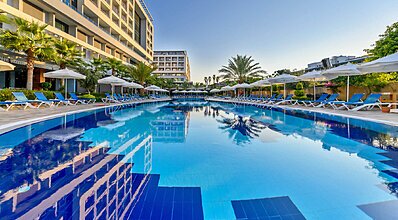 Numa Bay Exclusive Hotel Havuz / Deniz