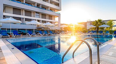 Numa Bay Exclusive Hotel Havuz / Deniz