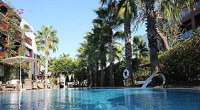 Olira Boutique Hotel Havuz / Deniz