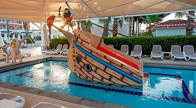 Orange County Resort Belek Havuz / Deniz