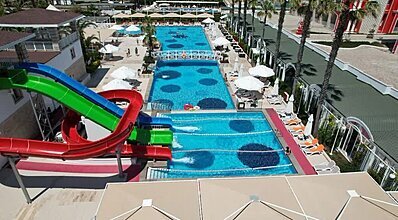 Orange County Resort Belek Havuz / Deniz