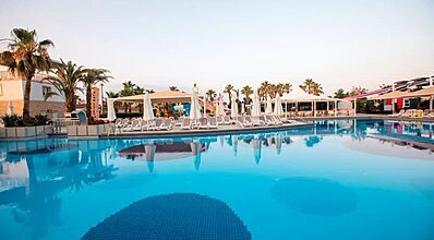 Orange County Resort Belek Havuz / Deniz