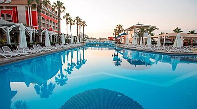 Orange County Resort Belek Havuz / Deniz