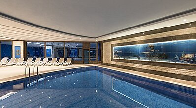 Öz Hotels Sui Havuz / Deniz