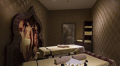 Öz Hotels Sui Havuz / Deniz