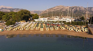 Özkaymak Marina Hotel Havuz / Deniz