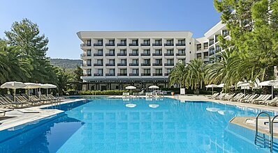 Özkaymak Marina Hotel Havuz / Deniz