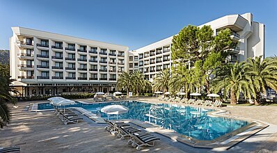 Özkaymak Marina Hotel Havuz / Deniz