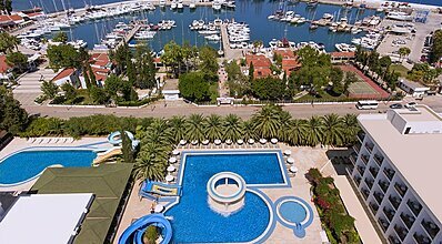 Özkaymak Marina Hotel Havuz / Deniz