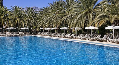 Özkaymak Marina Hotel Havuz / Deniz