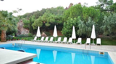 Palm Court Suites Havuz / Deniz